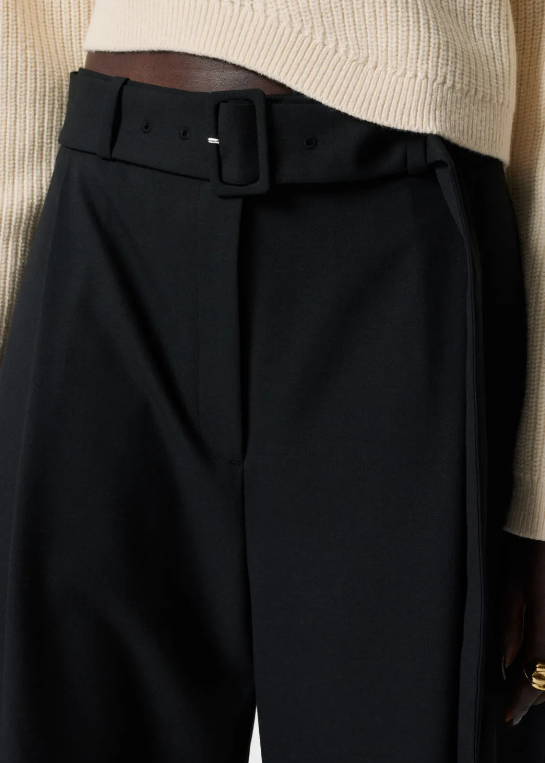Tailored Barrel-Leg Trousers