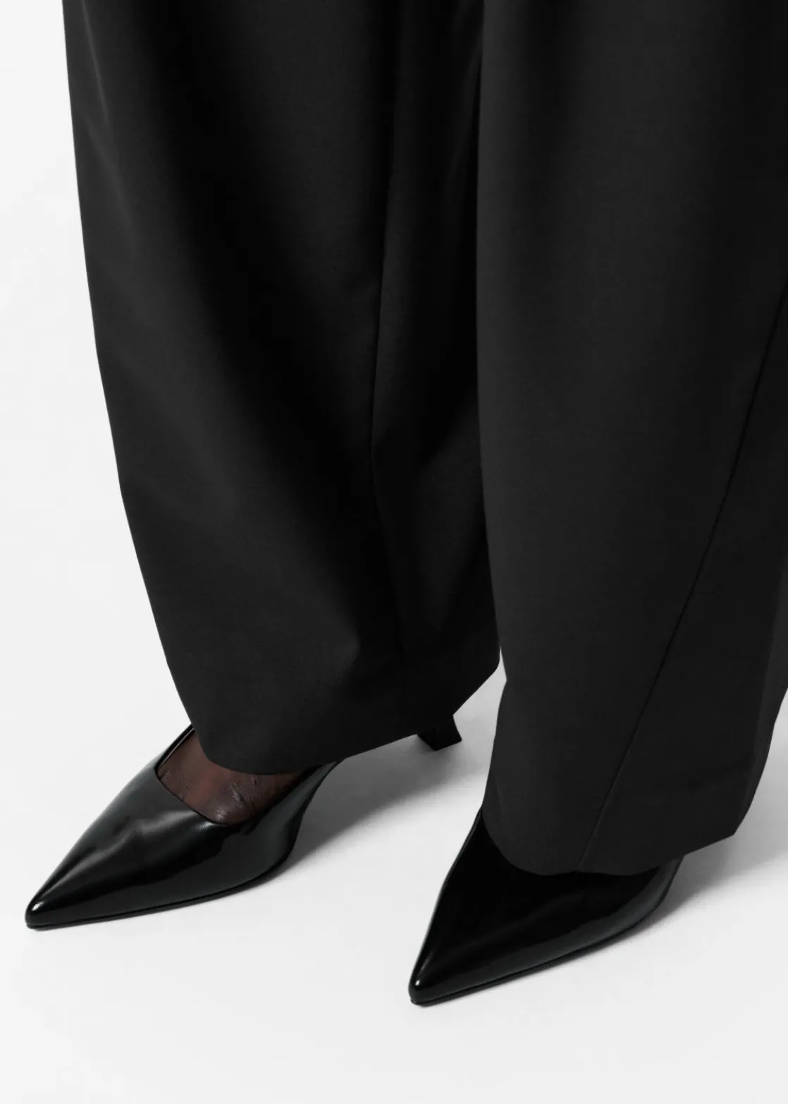 Tailored Barrel-Leg Trousers