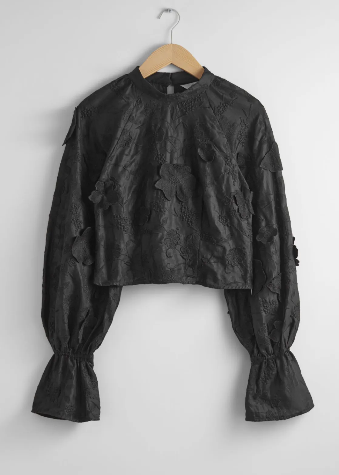 Cropped Floral-Appliqué Blouse
