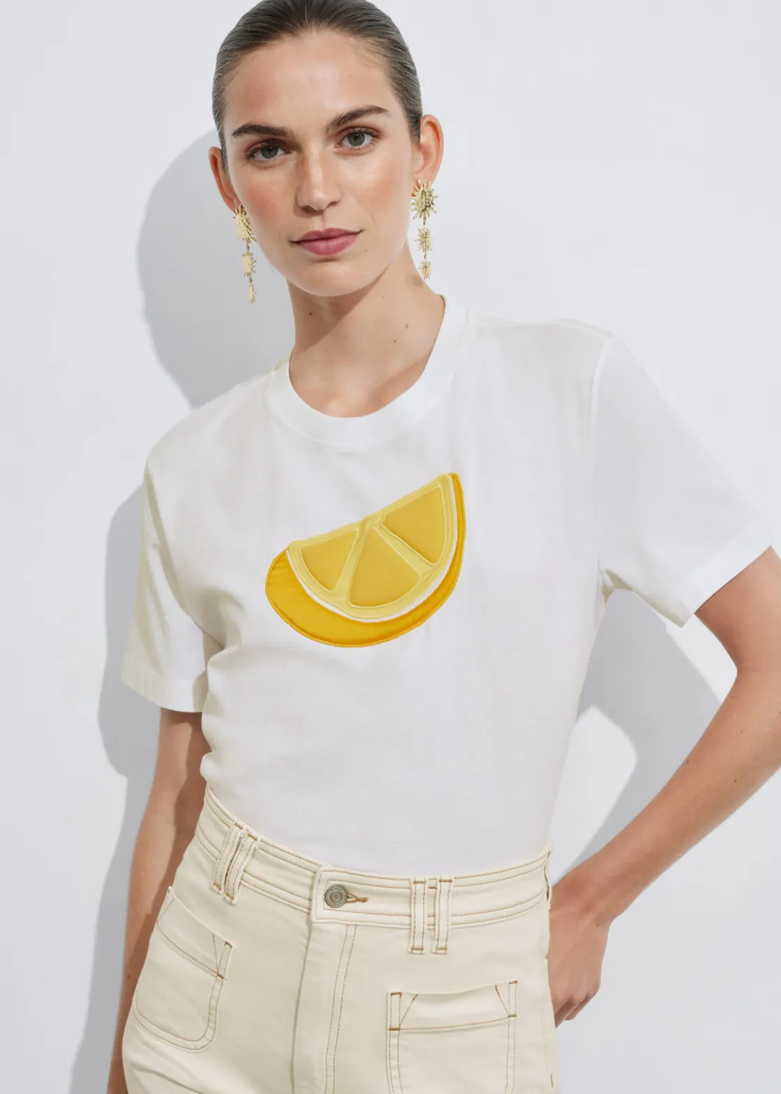 Fruit-Motif Crewneck T-Shirt